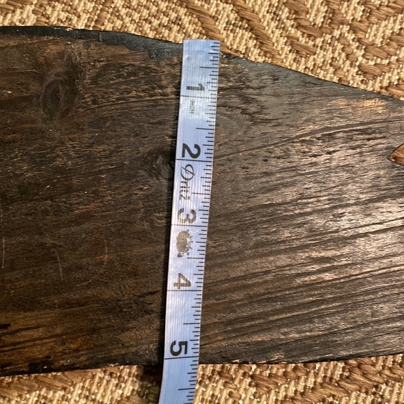 Capitan’s Quarters Nautical Lightweight Wood Sign - Picture 8 of 11